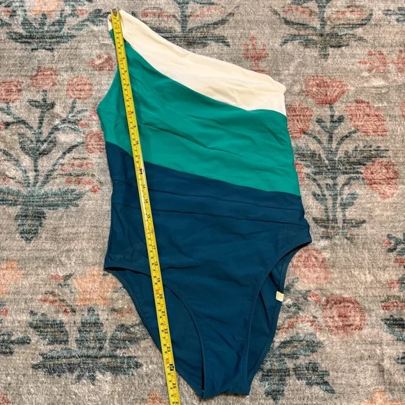 Summersalt the Side Stroke One-Shoulder Swimsuit - Picture 6 of 7